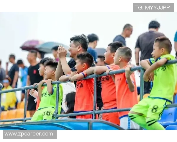 可口可乐足球盛宴开启激情时刻与全球球迷共庆精彩赛事